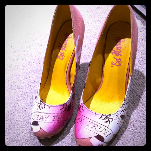 Pink Vintage Ed Hardy Stiletto Pump - Picture 1 of 3